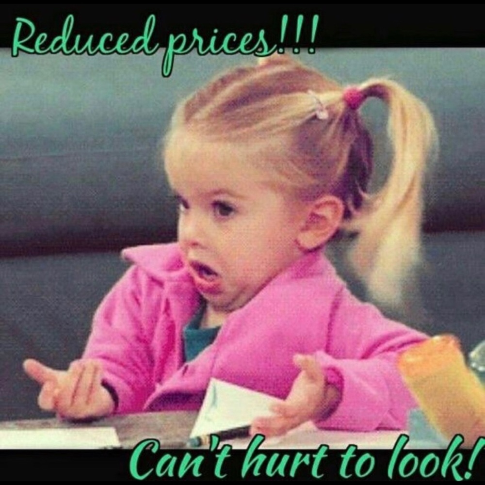 DROPPED PRICES ON EVERYTHING IN CLOSET❌❌